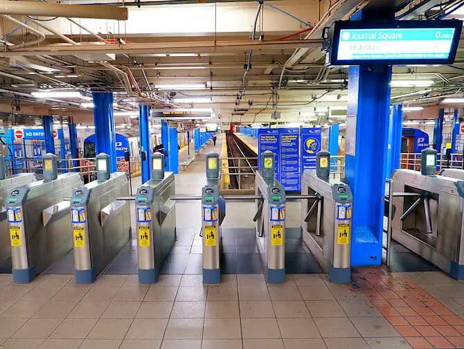 PATH il sistema ferroviario dal New Jersey a Manhattan - Da New York a New Jersey