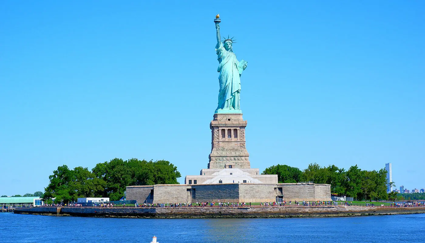 Crociera in Veliero con degustazione o musica jazz in NYC - Statua della Libertà