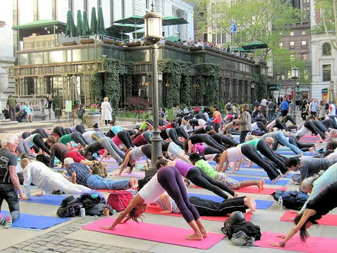 Bryant Park a New York - Yoga gratuito