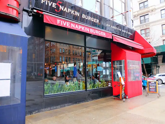I migliori hamburger a New York - 5 Napkin Burger