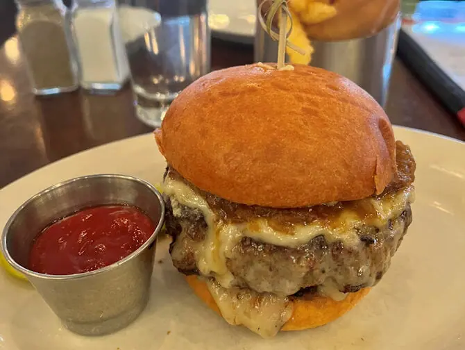 I migliori hamburger a New York - Hamburger 5 Napkin Burger