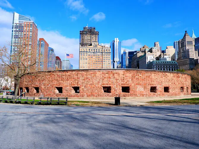 Cosa vedere a Lower Manhattan e nel Financial District - Giro in battello Statua della Libertà