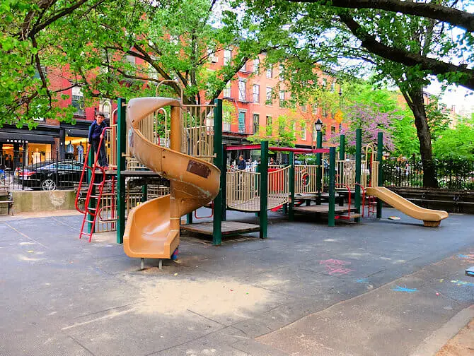 Parchi giochi a New York - Bleecker street Playground 