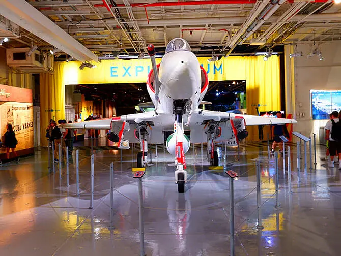 Intrepid Museum di New York - Aereo da combattimento