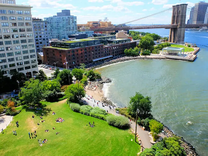 Brooklyn Bridge Park a New York
