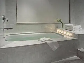 Hotel Romantici in NYC - The London NYC