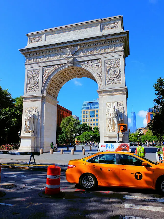 Tour Manhattan in Bici - Washington Square Park