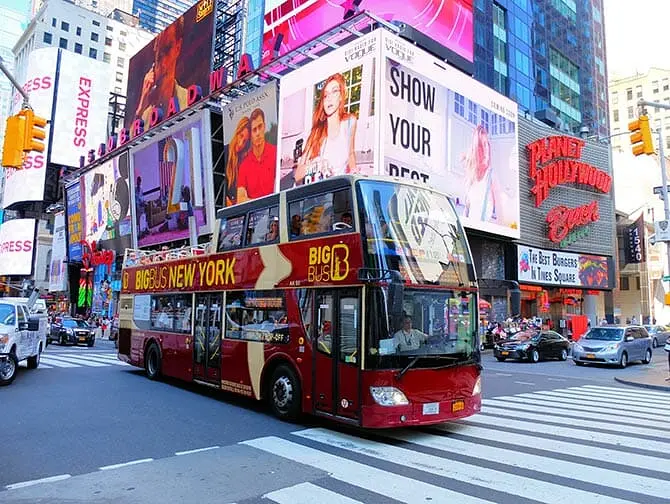 Differenza tra il New York Explorer Pass e il New York Pass - Autobus Hop on Hop off