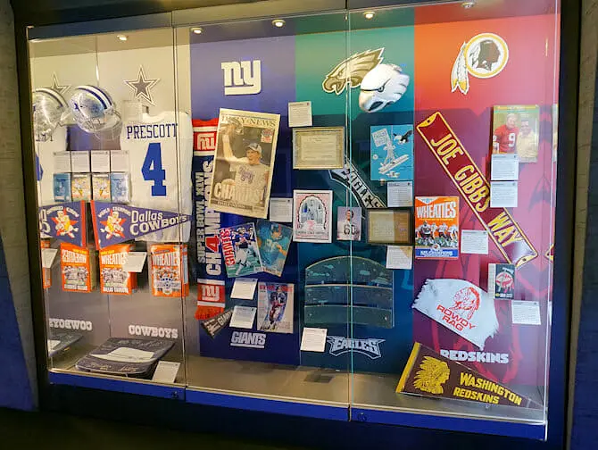 NFL Experience Times Square - Oggetti