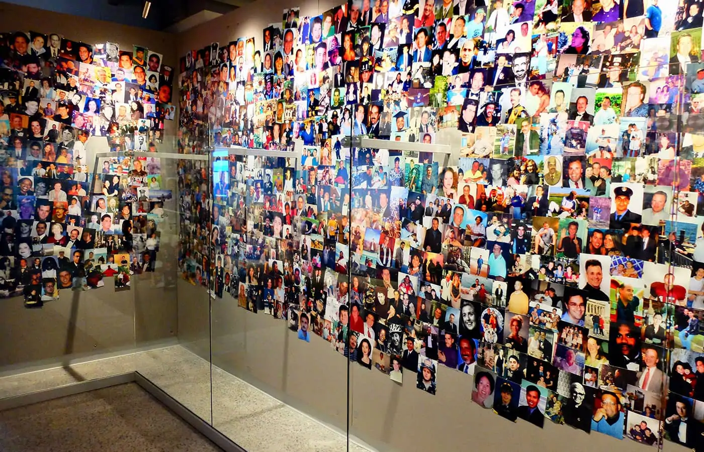 911 Tribute Museum a New York - Parete