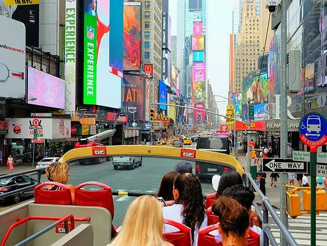 La differenze tra il New York Sightseeing Day Pass e il New York Pass- Autobus hop on hop off