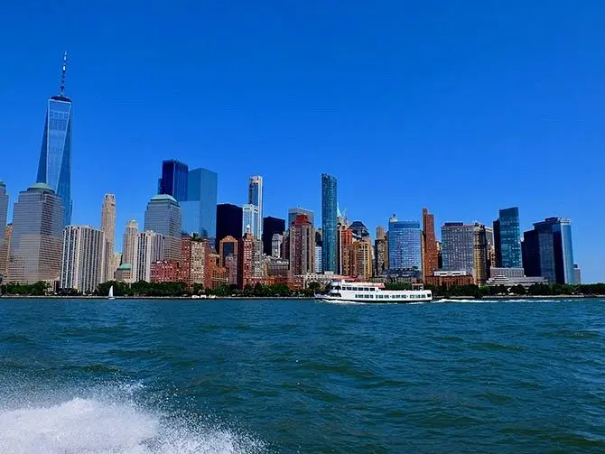 Giro in barca ad alta velocità a New York - Vista dalla barca