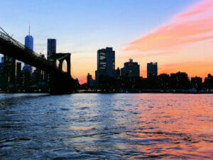 Giro in battello al tramonto a New York