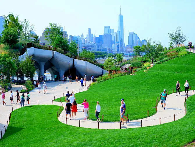 Little Island a New York - Oasi verde