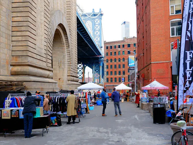 Mercatini delle pulci a New York - Dumbo Flea Market Brooklyn