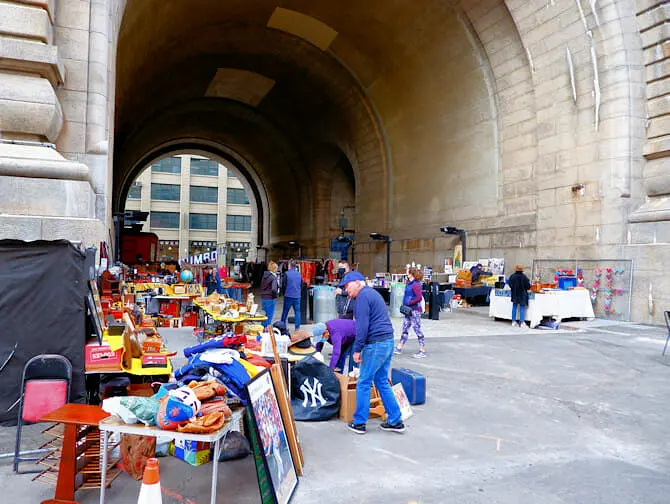 Mercatini delle pulci a New York - Dumbo Flea Market