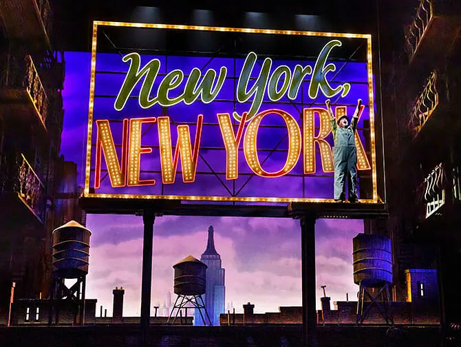 Biglietti per New York New York a Broadway - Scenografia 