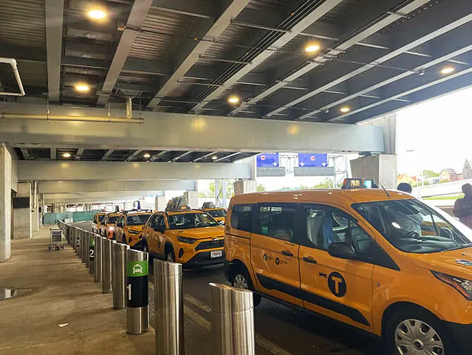 Aeroporto LaGuardia - Taxi