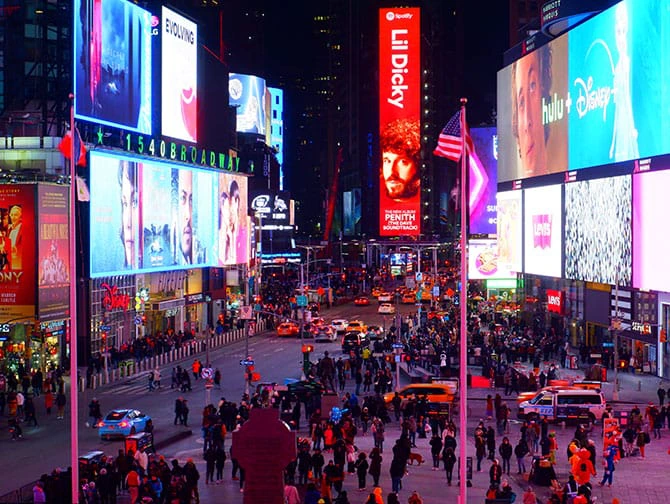 Itinerari a piedi a New York - Tour serale Times Square
