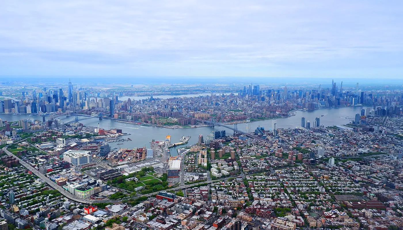 Gli aeroporti di New York - Atterraggio all'aeroporto LaGuardia