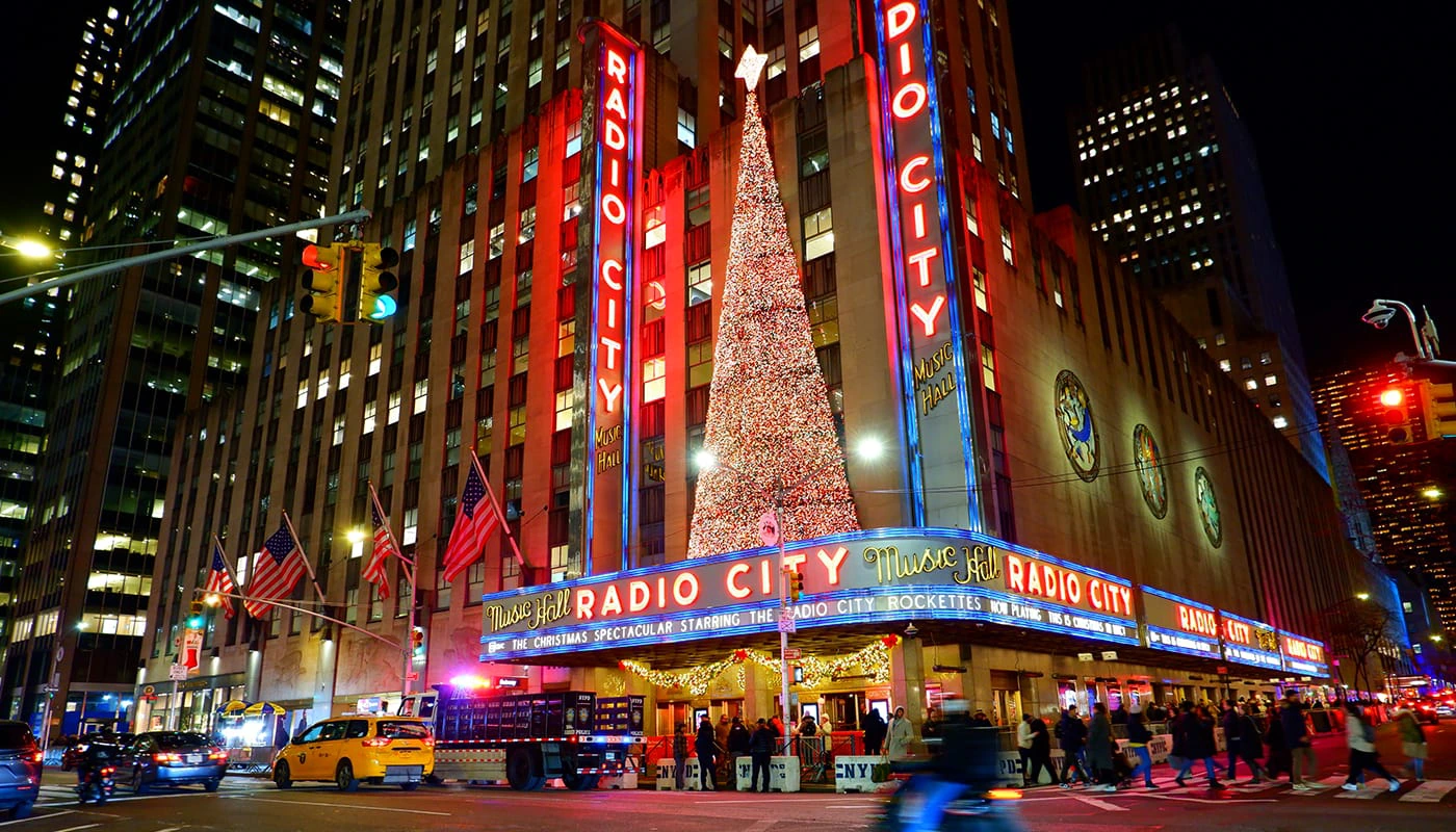 La stagione natalizia a New York - Itinerario natalizio a piedi