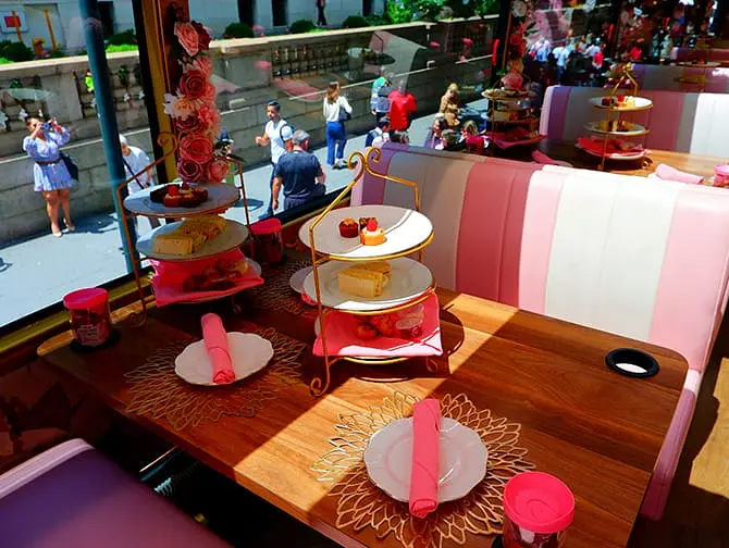Afternoon Tea a New York - High Tea Bus Tour