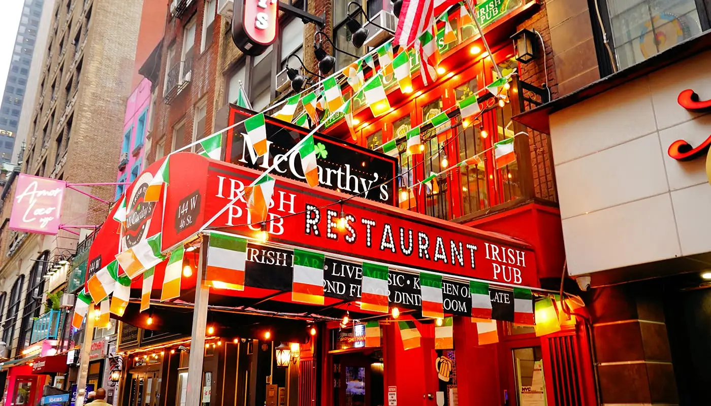 Festa di San Patrizio a New York - Bar irlandesi