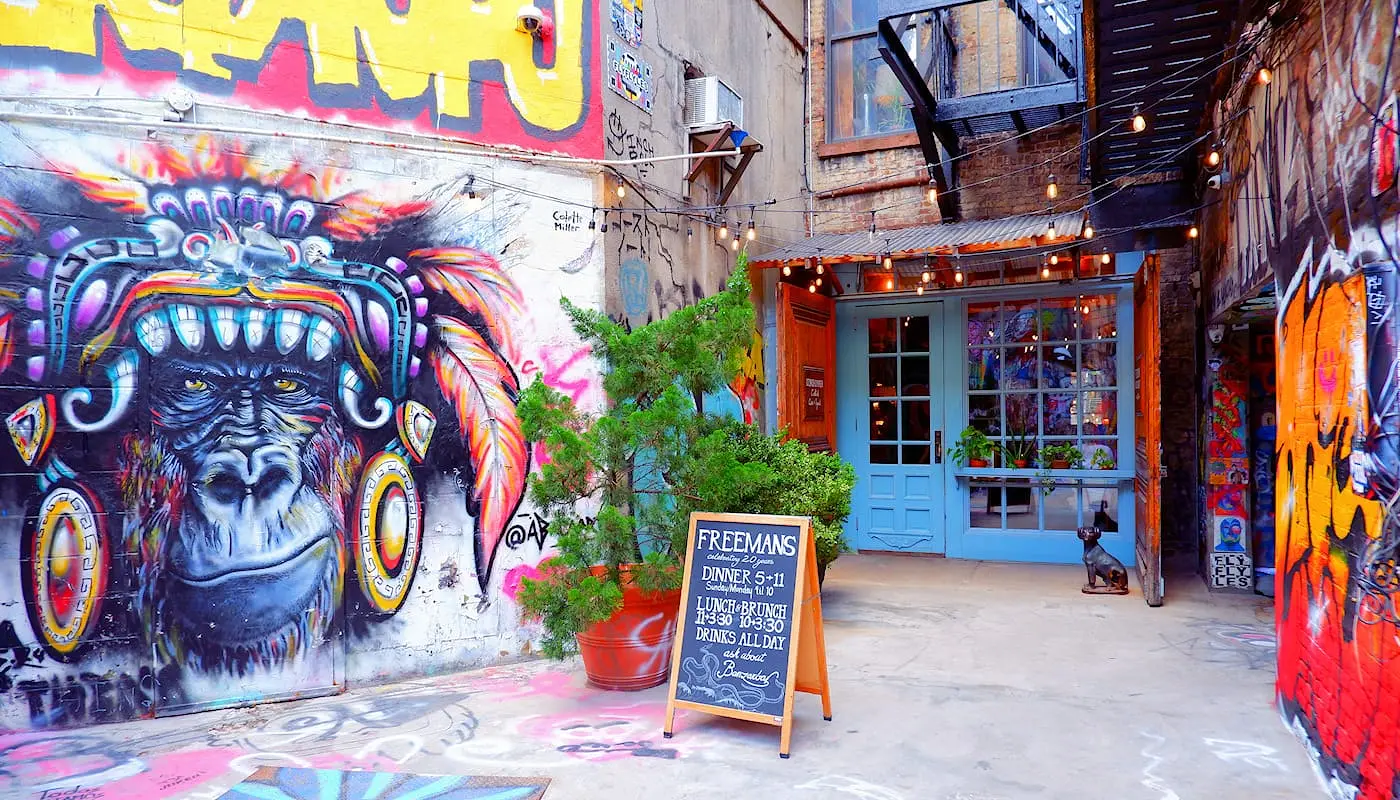Cibo tipico americano a New York - Freemans Restaurant Freeman Alley