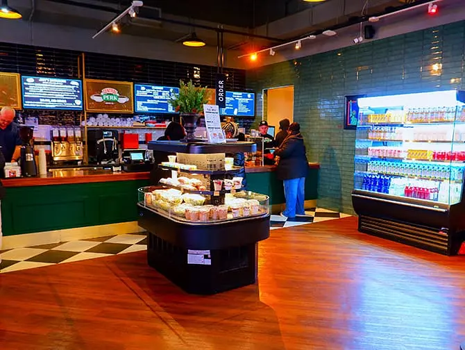 Caffetteria Central Perk a  New York - Prendi un caffè