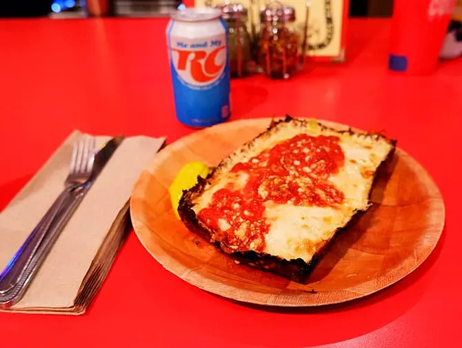 La migliore pizza a New York - Aces Pizza pizza stile Detroit