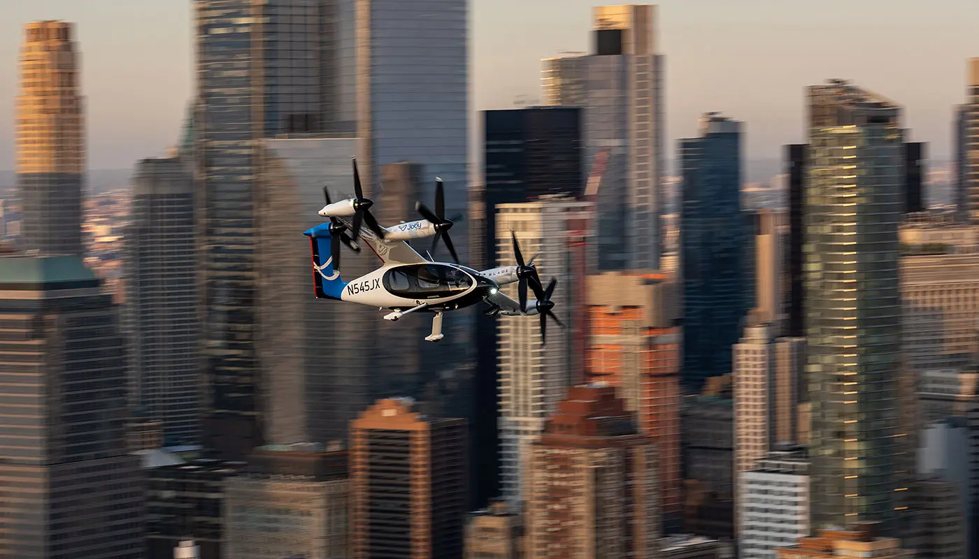 Joby Aviation taxi aereo elettrico da JFK a Manhattan - Elicottero completamente elettrico