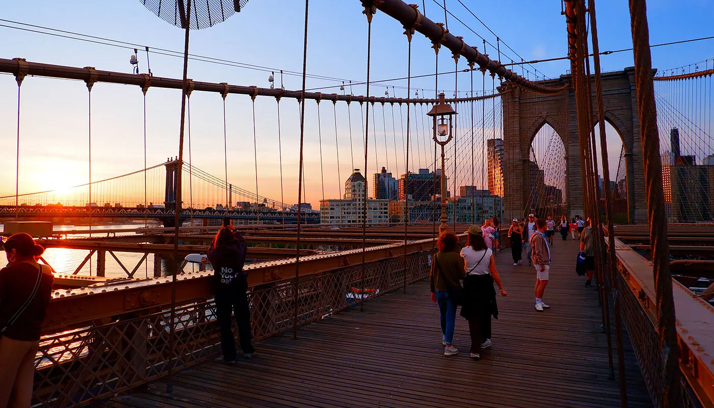 Itinerario di 6 giorni a New York - Attraversa il Brooklyn Bridge all'alba