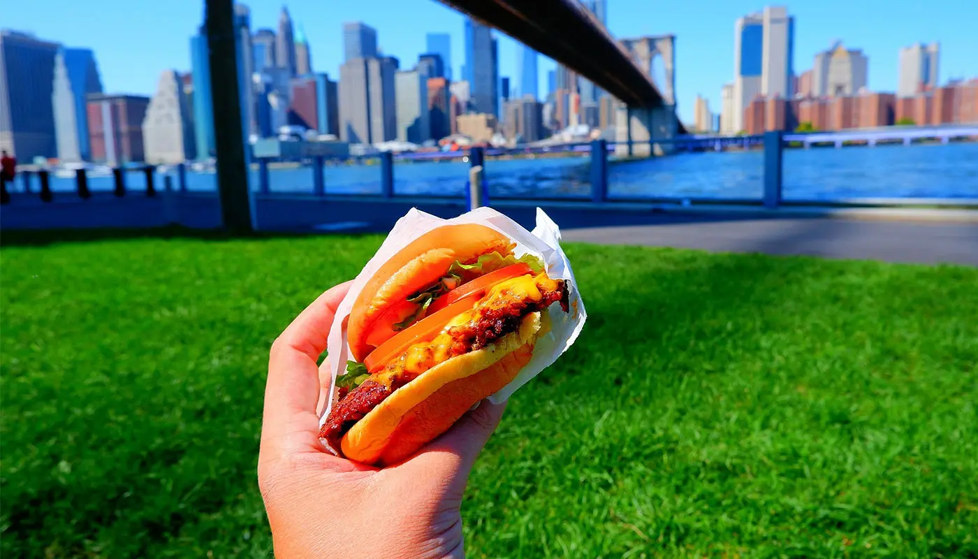 Shake Shack a New York - Un hamburger di Shake Shack