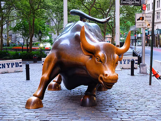 La statua del Charging Bull a New York